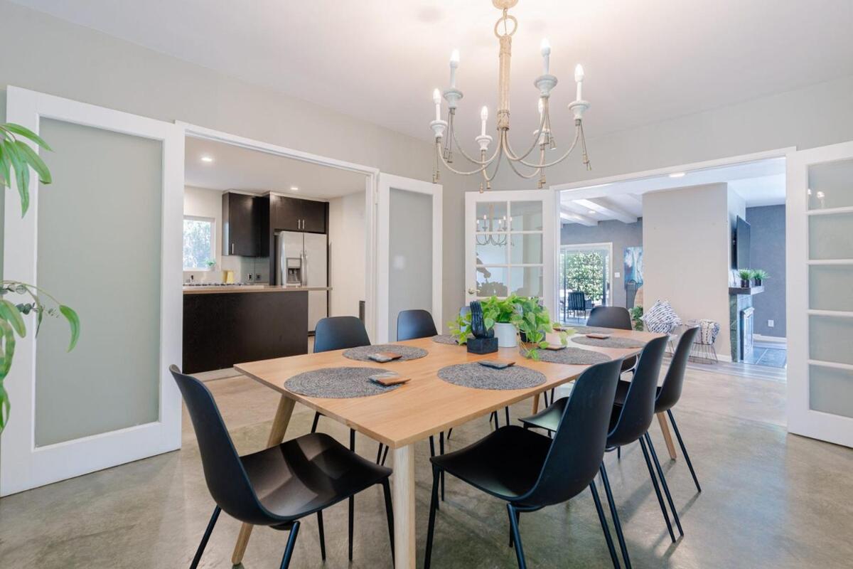 Mulholland Drive with Spa & Game Room - 5