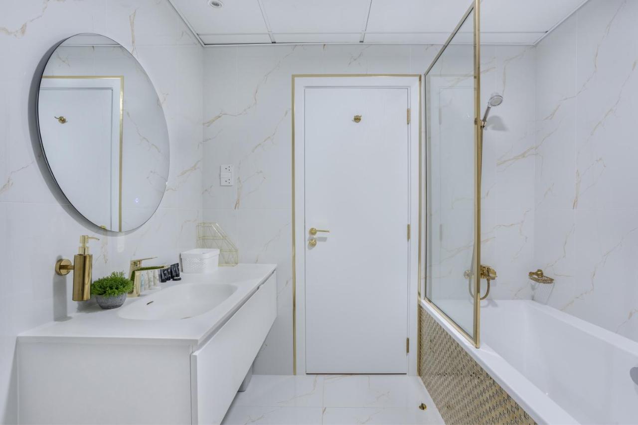 Classy 2BR Apt in Shams1 Panoramic view in JBR - 3