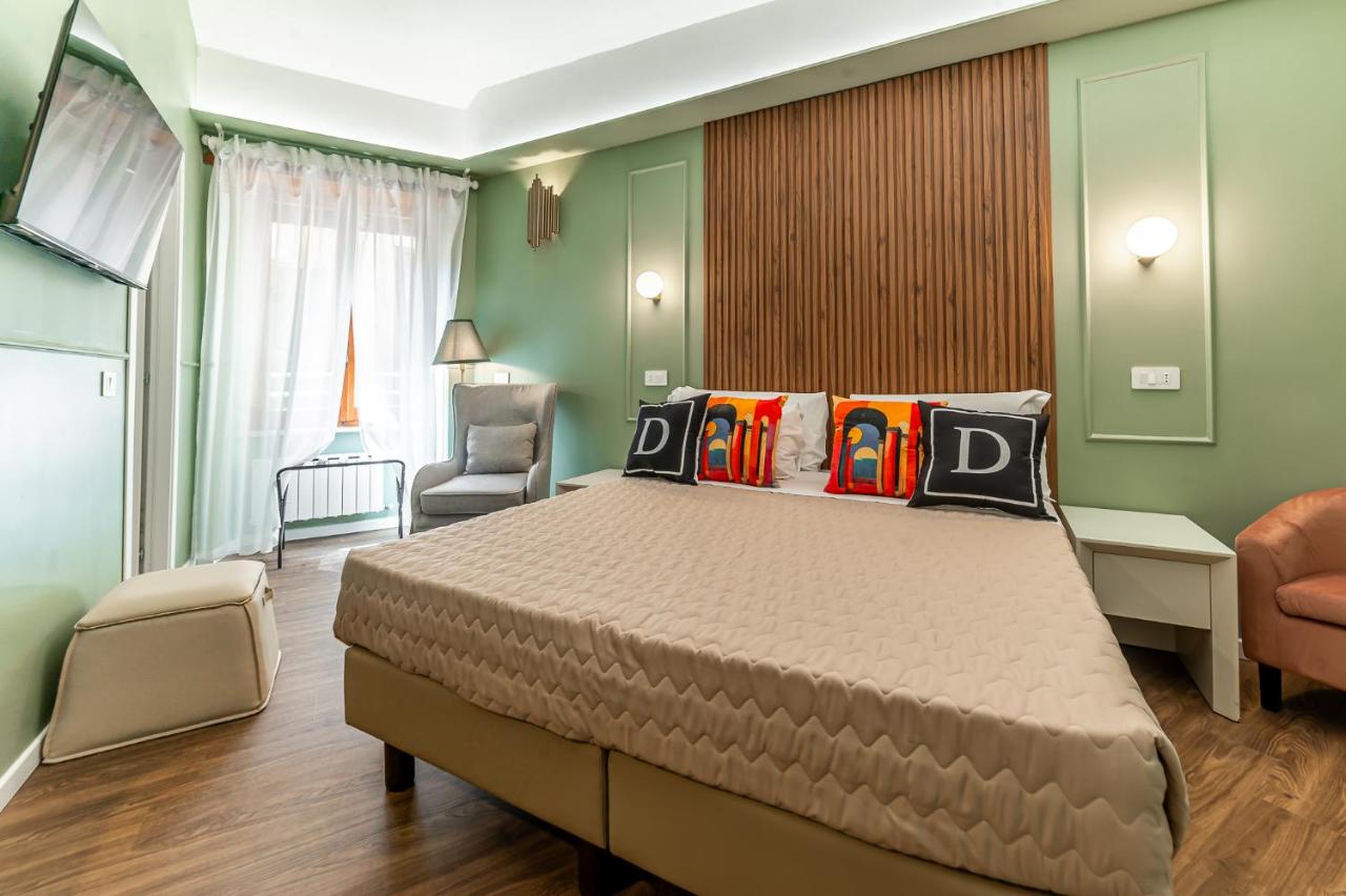 Domus Domas & Boutique - Golden Keys Collection - 2