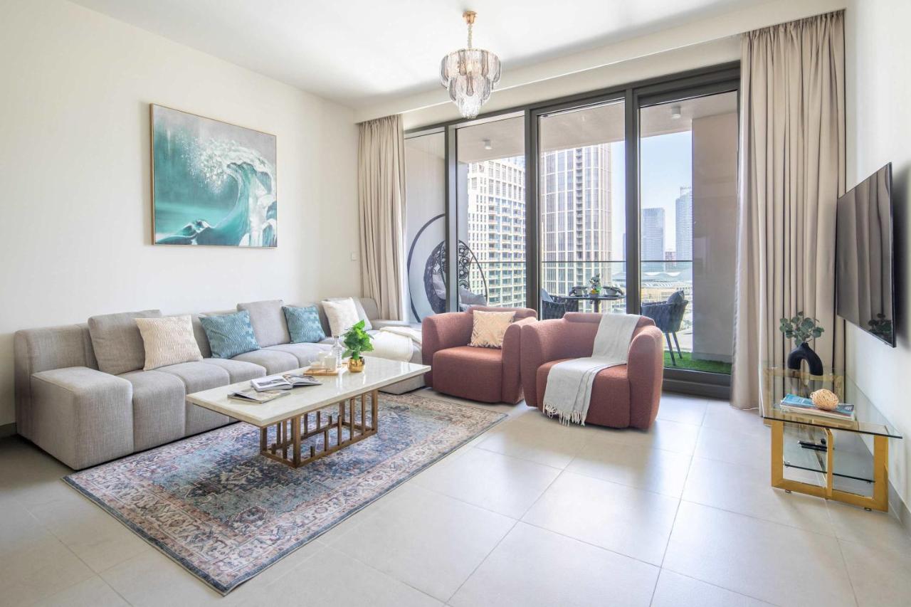 Frank Porter - Forte Tower 1