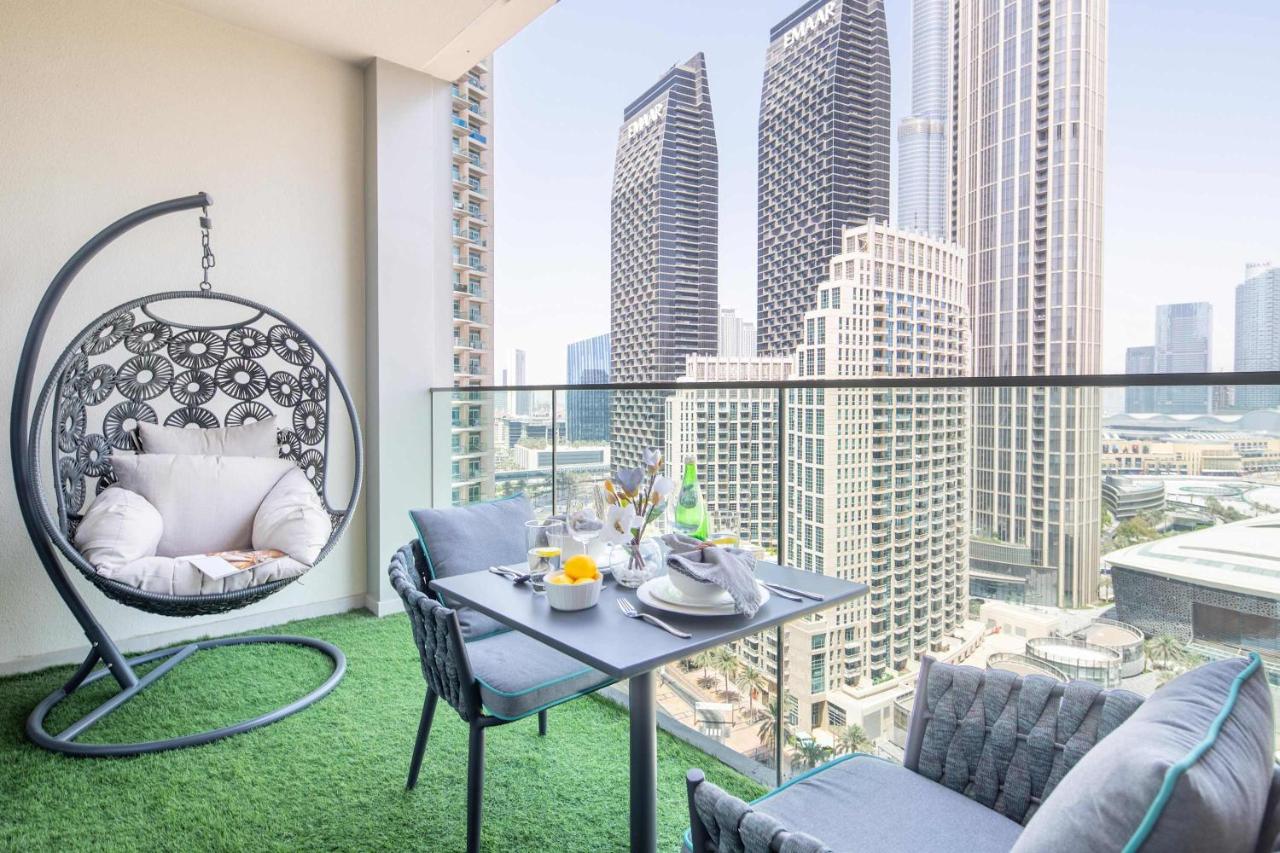 Frank Porter - Forte Tower 1 - 3