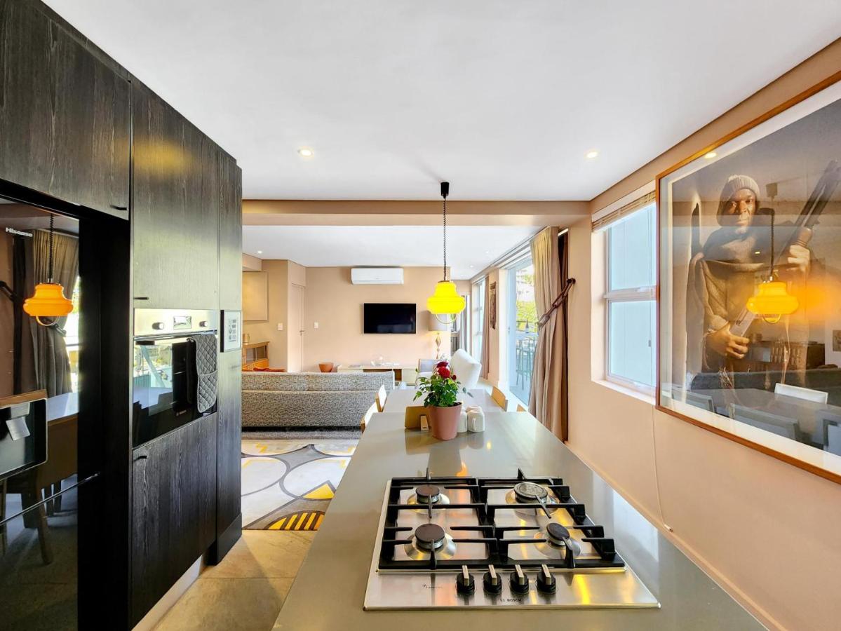 Sea Point 2-Bed Designer Pad with Rooftop Pool - 5