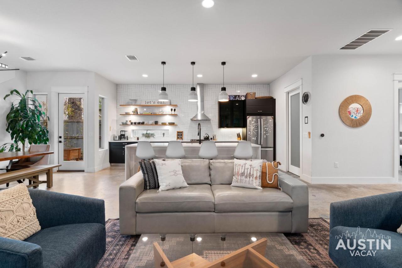 Picture-Perfect Trendy Vibes Minutes From Rainey - 4