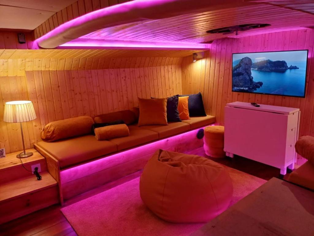 SLEEPBOAT Golden Life - 4