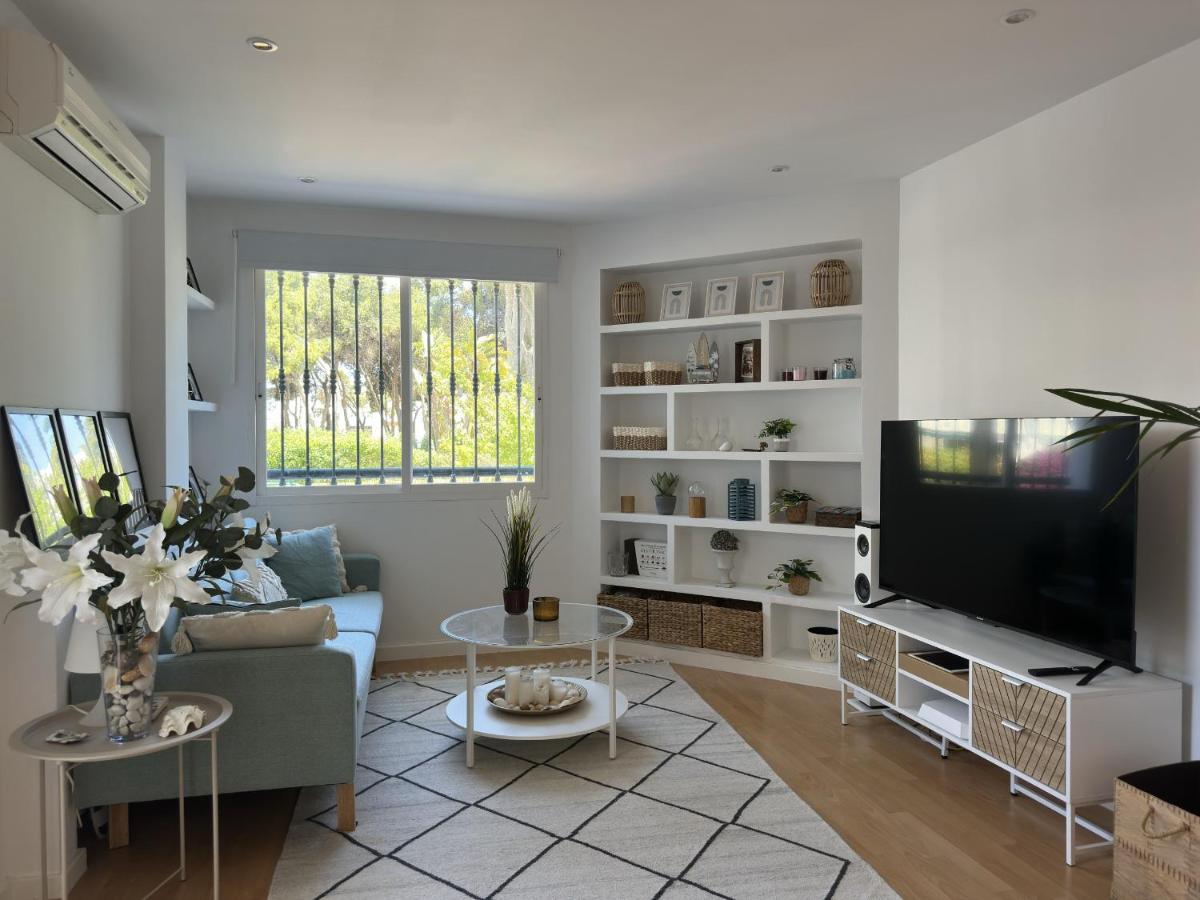 Torremolinos Great Terrace Apartment - 2