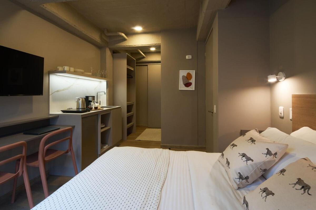 Bright & Peaceful Loft in Top Area