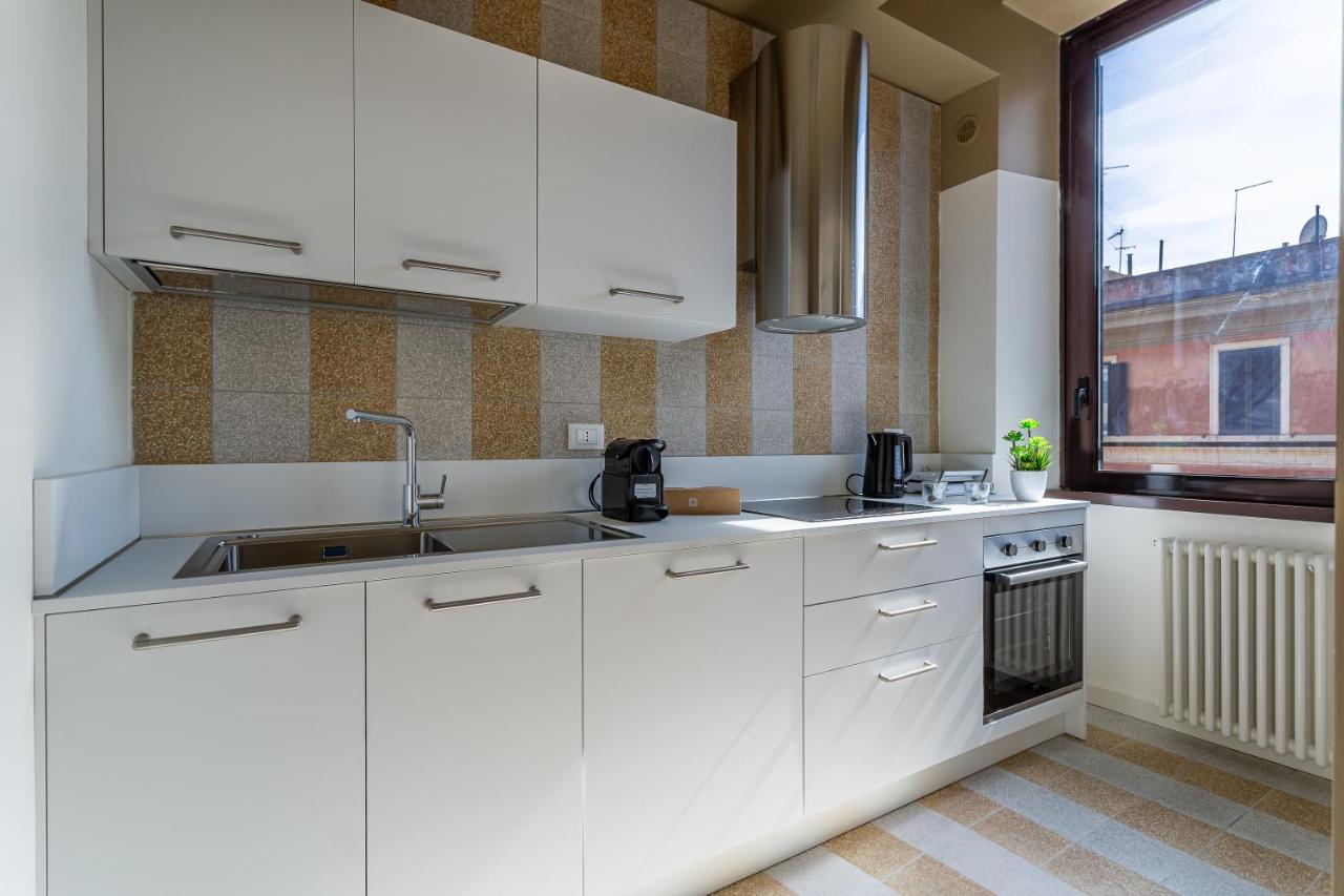 iFlat Vatican New & Comfy Sunlit Apartment - 5