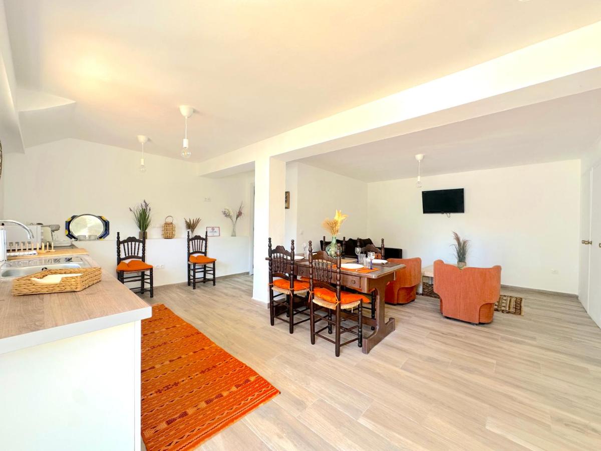 GARDEN HOUSE Malaga City - 2