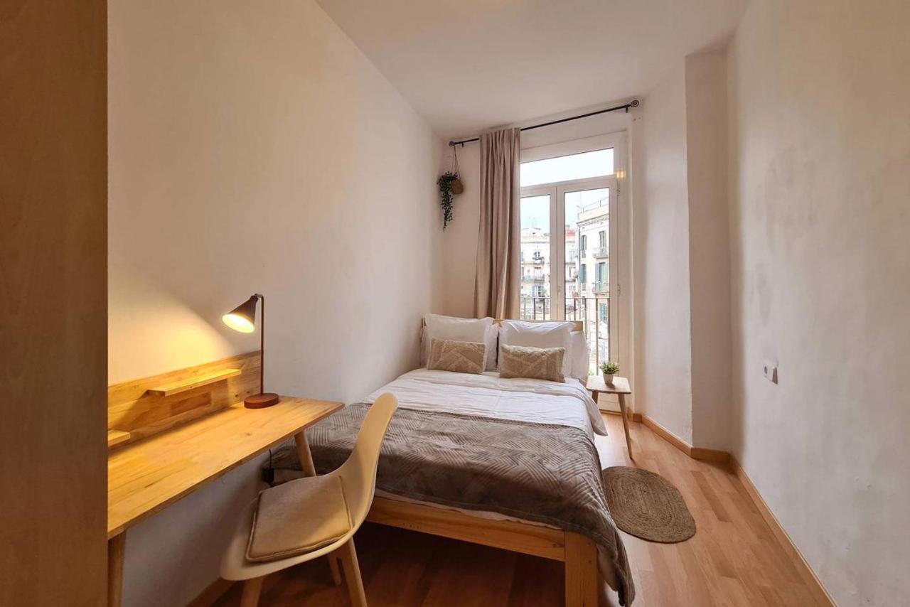 21ARA1085- Fabulous 4BR apartment in Ciutat Vella - 2