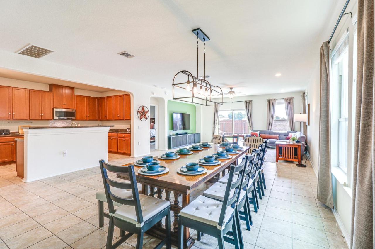 10 Mi to Dtwn Austin Family Home with Communal Pool