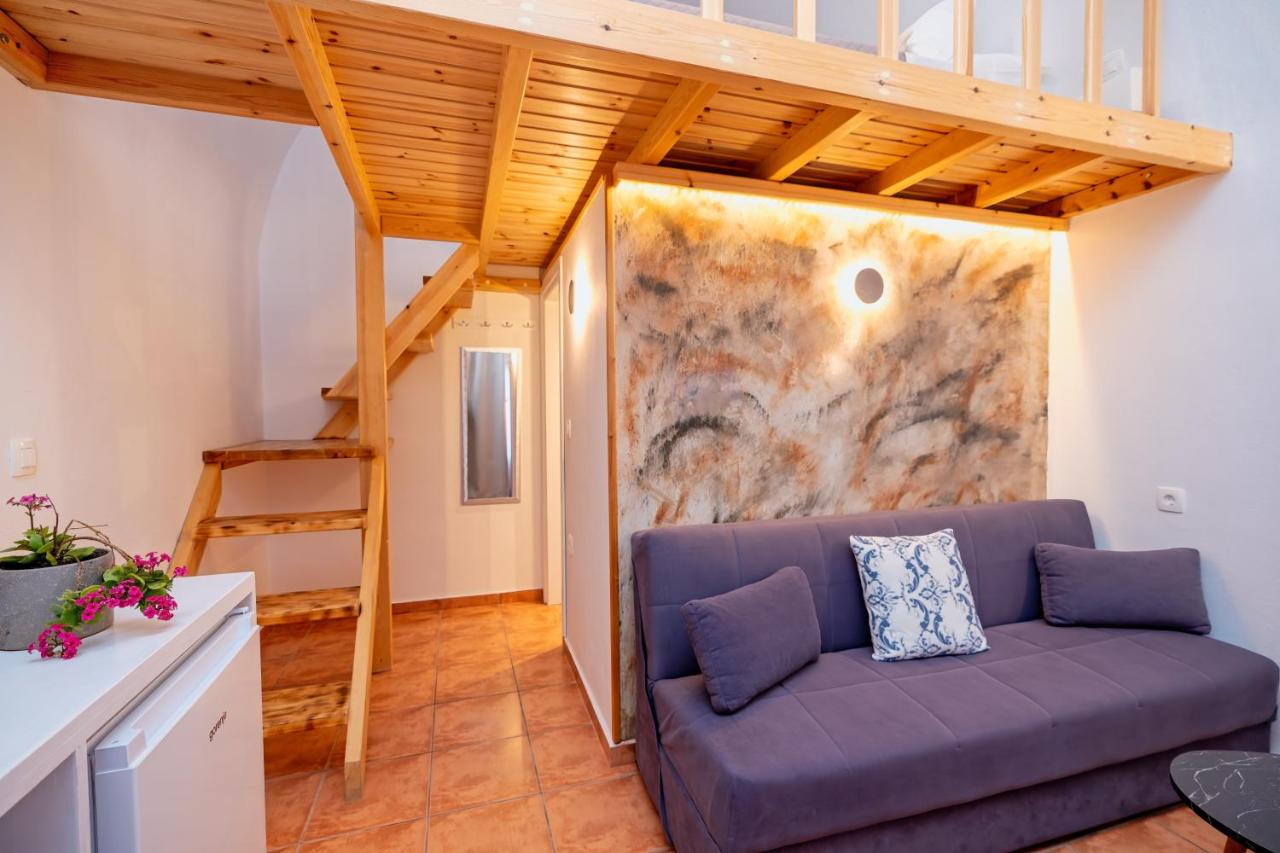 Villa Sertis Santorini - 4