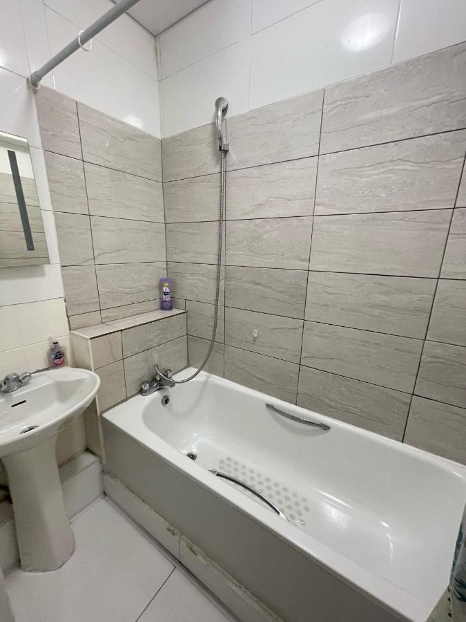 2 bedroom flat ground floor NW1 - 3