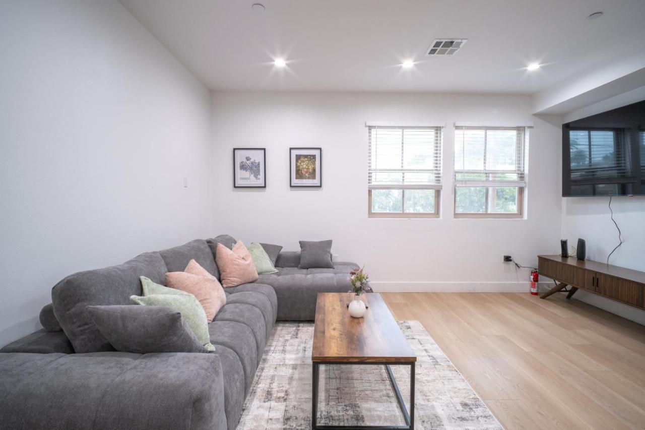 Stylish Private Room by Downtown LA - 5