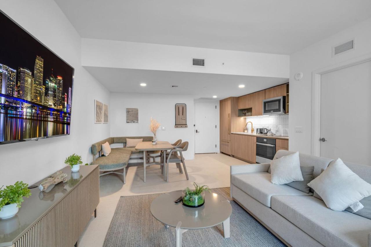 Experience Miami Vibes in the Heart of Downtown - 5