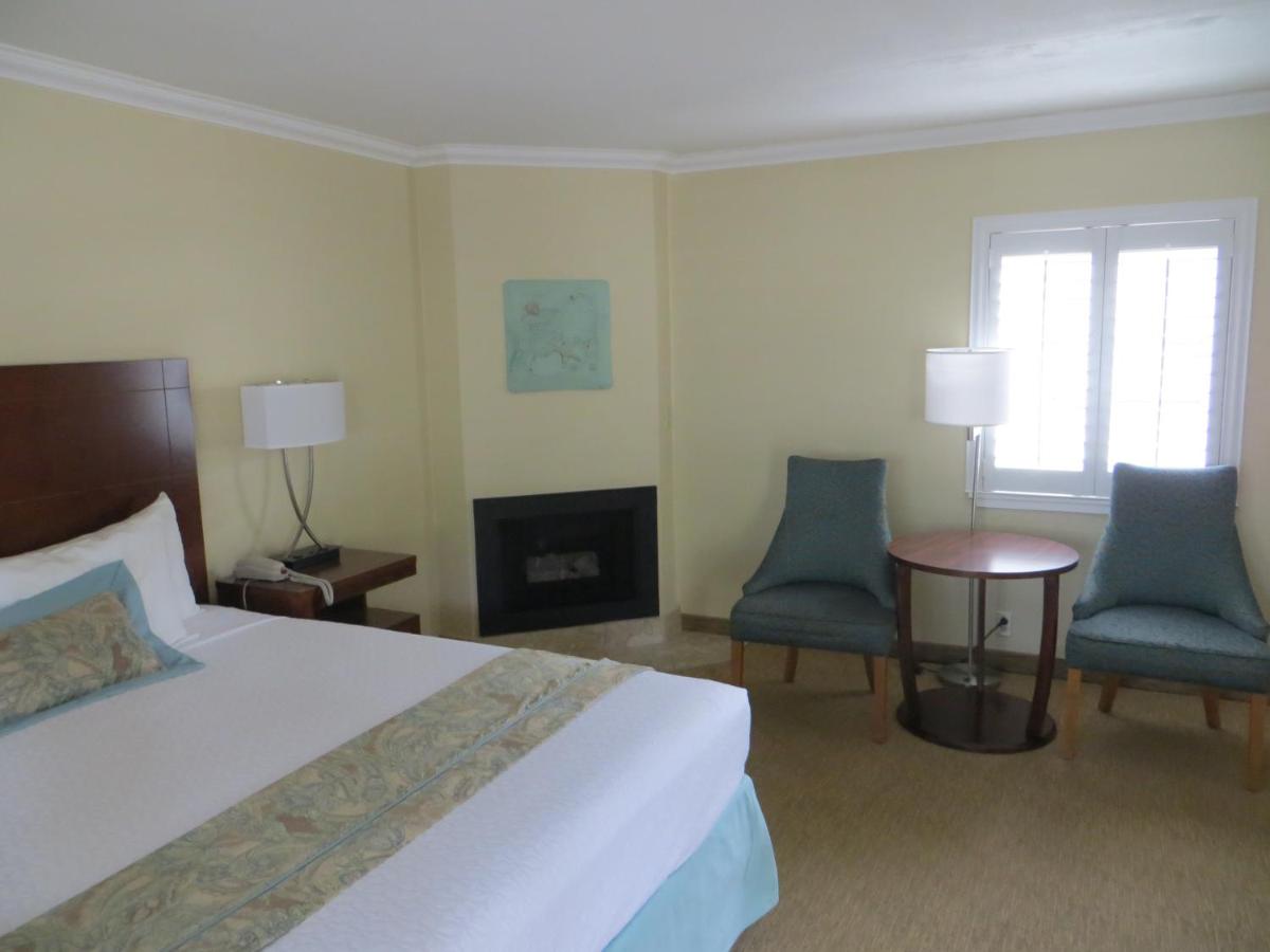 Carmel Bay View Inn — photo 13