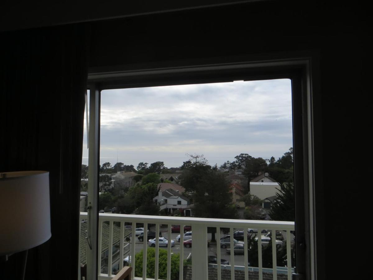 Carmel Bay View Inn — photo 17