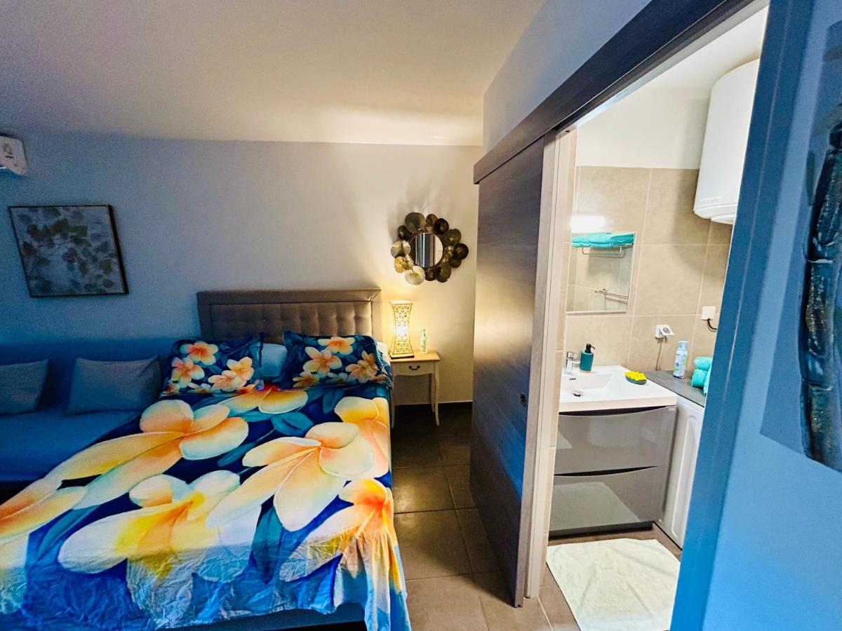 Tehautahi Cozy Lodge 2 - 4