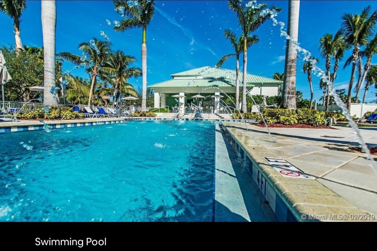 Provident Doral at The Blue - 4