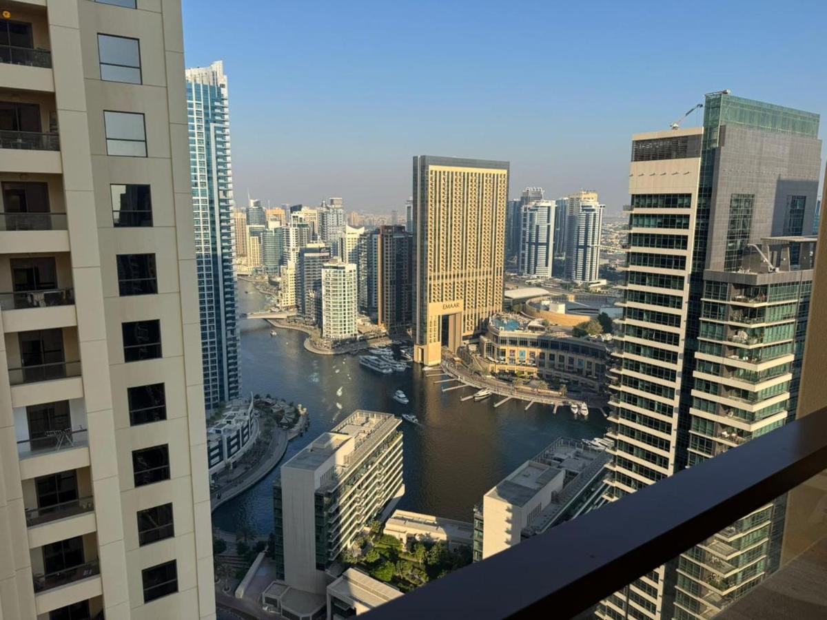 50 Shades of stay - 5