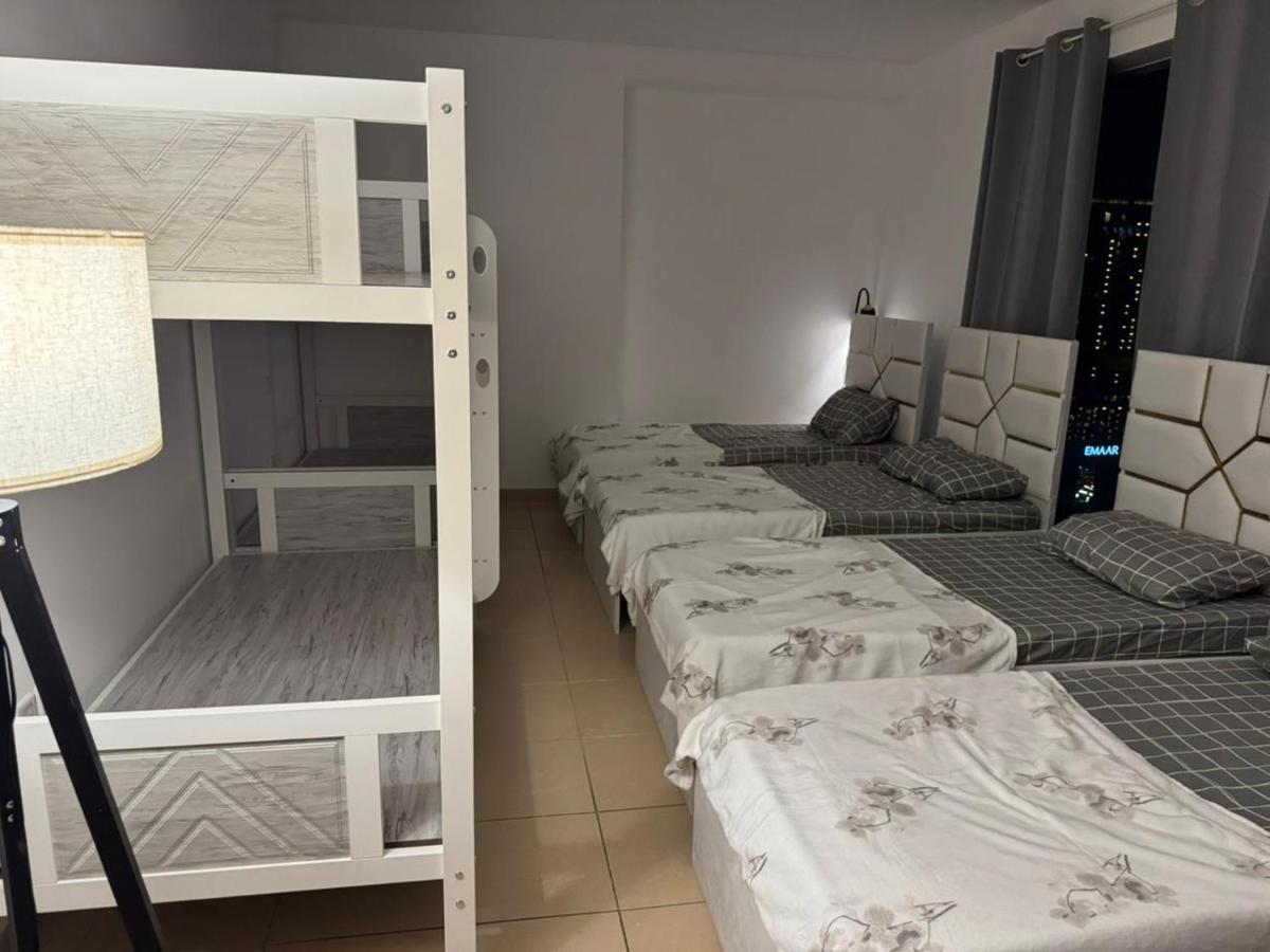 50 Shades of stay - 2