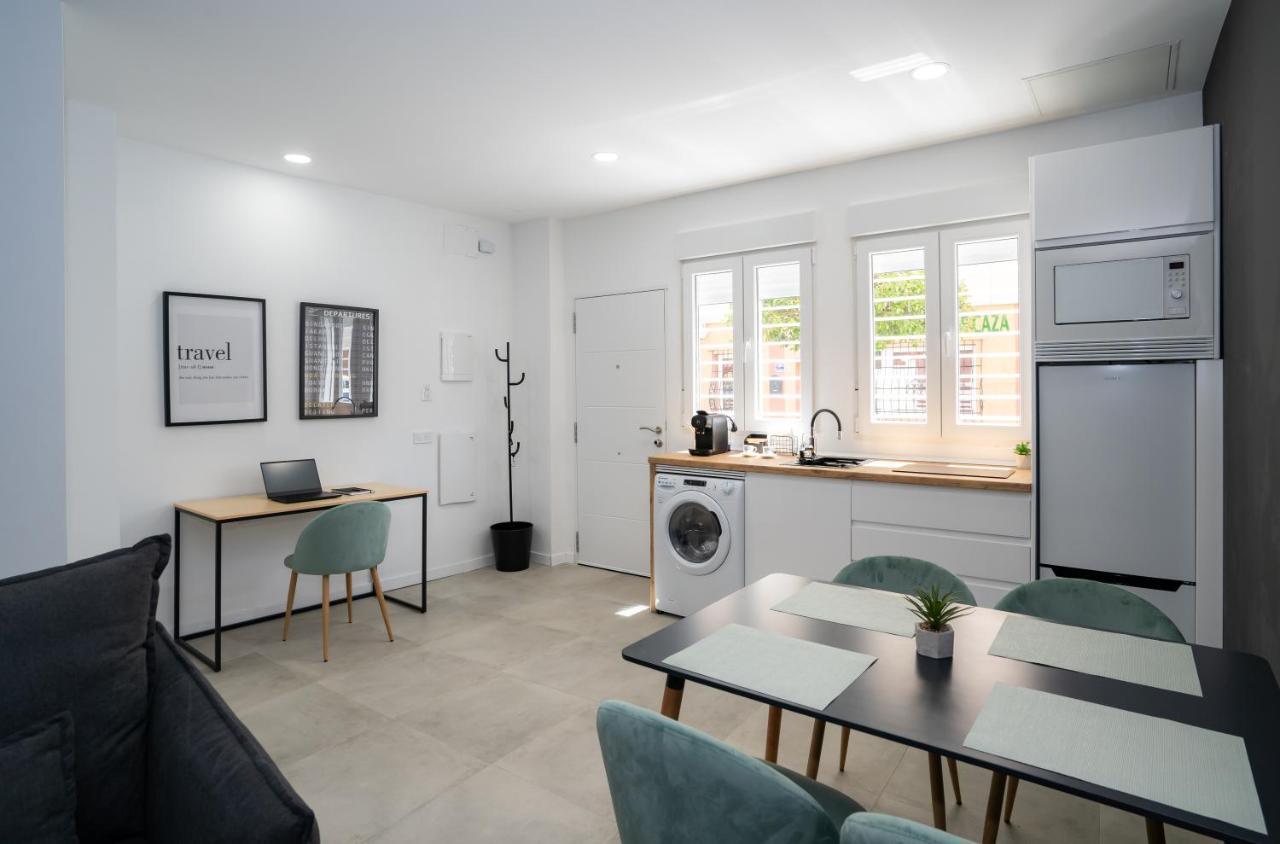 Nomad Malaga - Airport I - 4