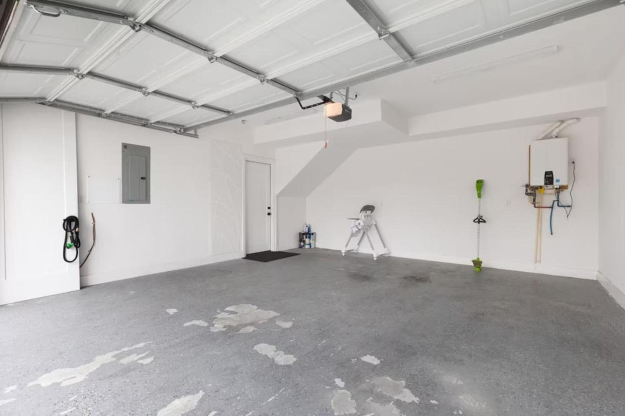 Walk Geodis Stadium Restaurants Rooftop EV Garage - 5