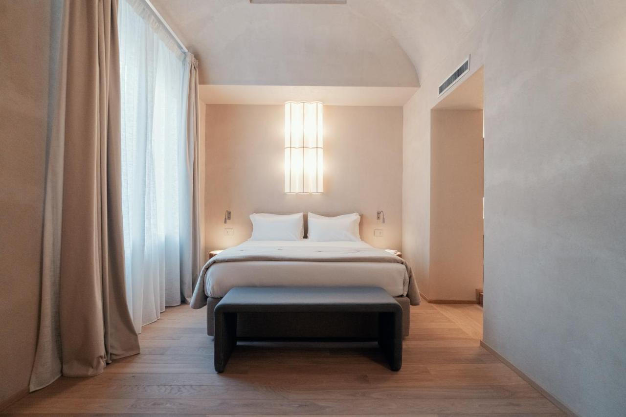Velvet Grey Boutique Hotel Roma in Rome - Vida de Loft Refinada en el Corazón de la Ciudad Eterna