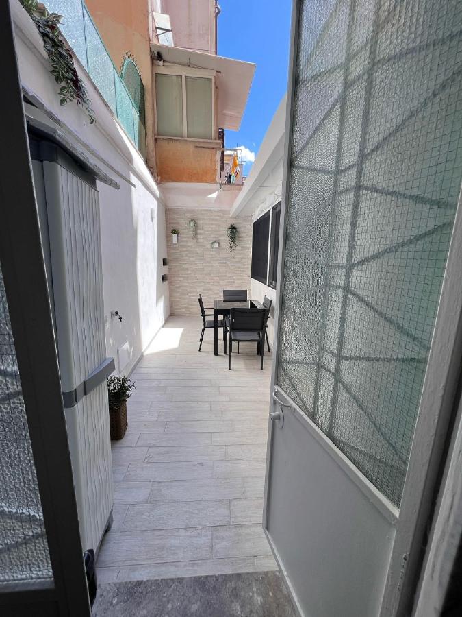 Divine Terrace Stylish Apartment St Peter Rome - 5