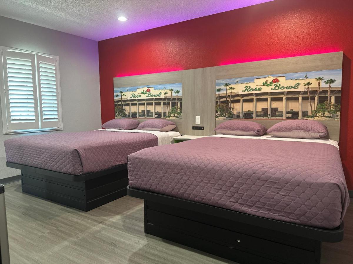 Hiway Host Motel — photo 22
