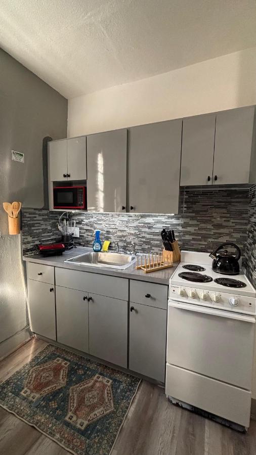 Noemi's Studio Suite Steps To Marlins Stadium At Little Havana - 4