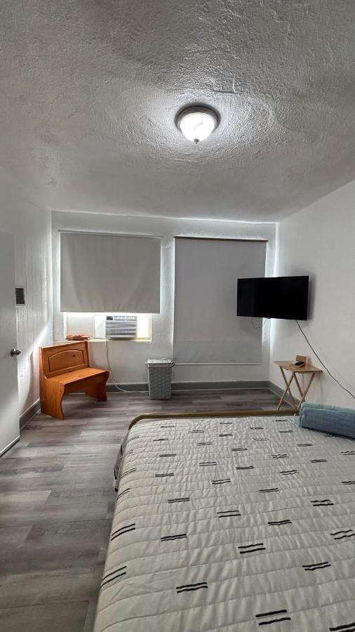 Noemi's Studio Suite Steps To Marlins Stadium At Little Havana - 5