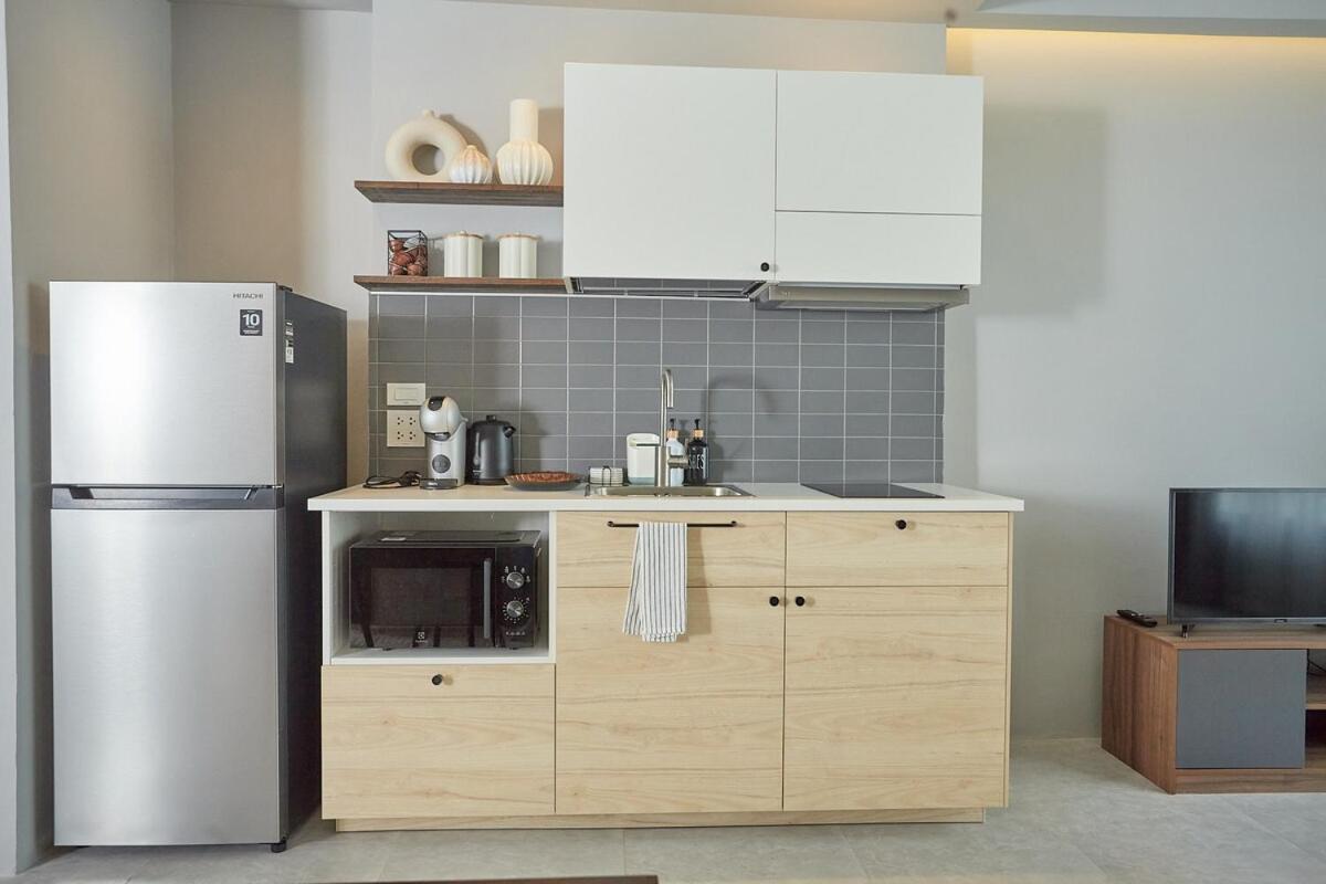 Spacious duplex 2 BR apartment max 6 guests - 3 min walk to BTS Nana - 2