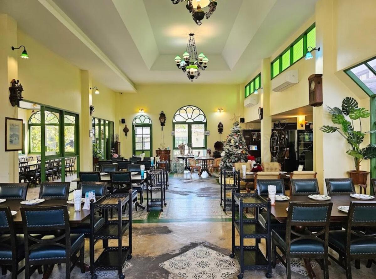 Spacious duplex 2 BR apartment max 6 guests - 3 min walk to BTS Nana - 5