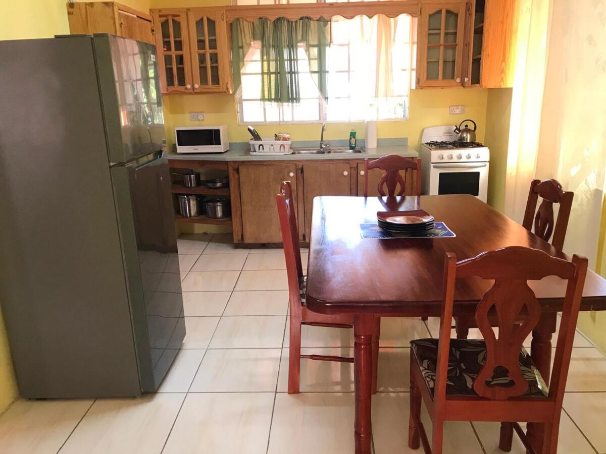 2 Bedroom Ocean View Apartment in Gouyave, Grenada - 4