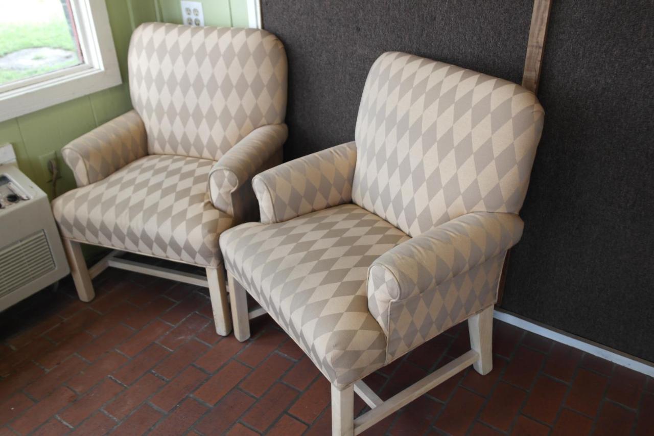 Interstate Motel 1 — photo 9