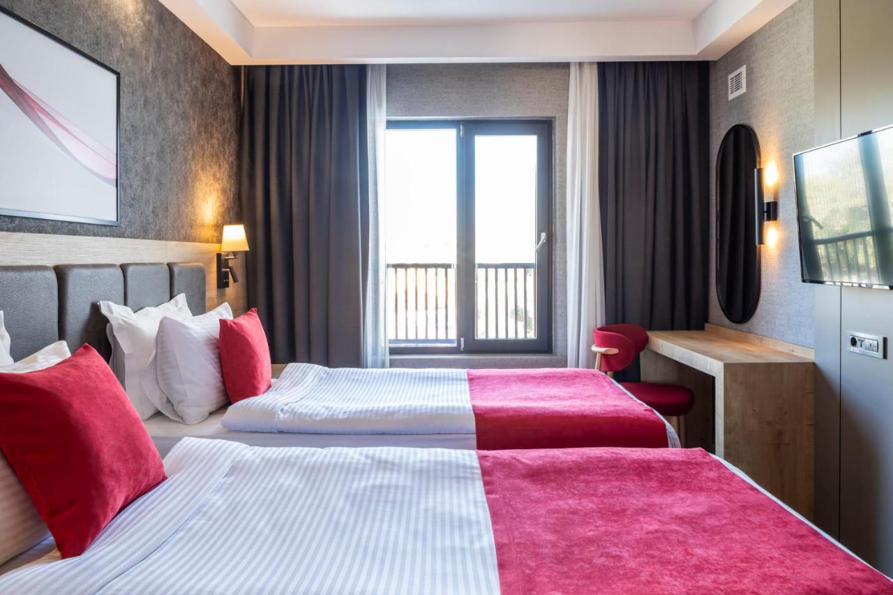 Standard Room with Twin Bed and Land Side