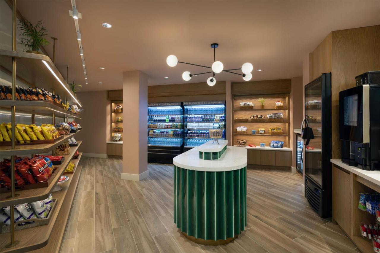 Sonesta Miami Airport - 4