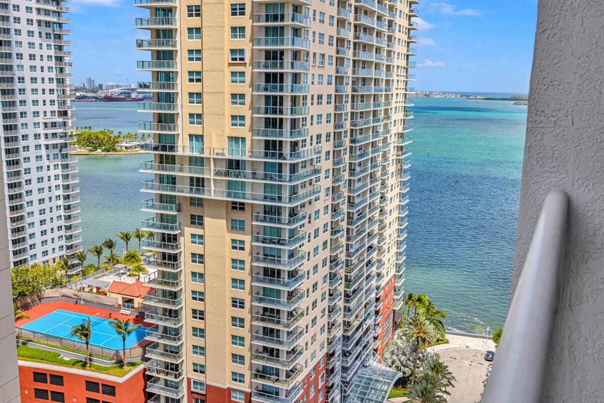 Central Unit in Heart of Brickell - 5