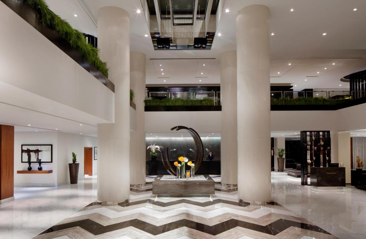 Pullman Dubai Creek City Centre photo