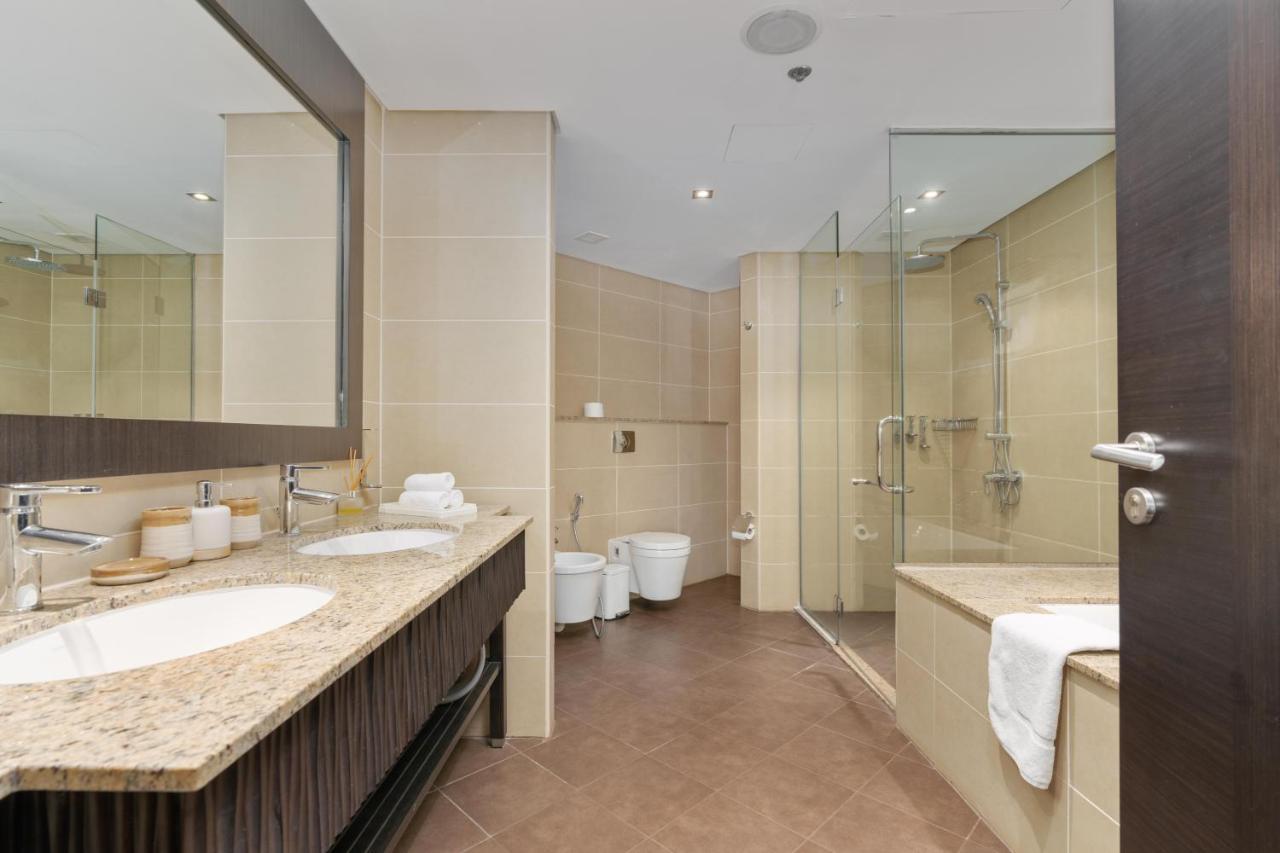 Burj & Sea View King 2 Bedroom Apartment In Anantara Resort - 3