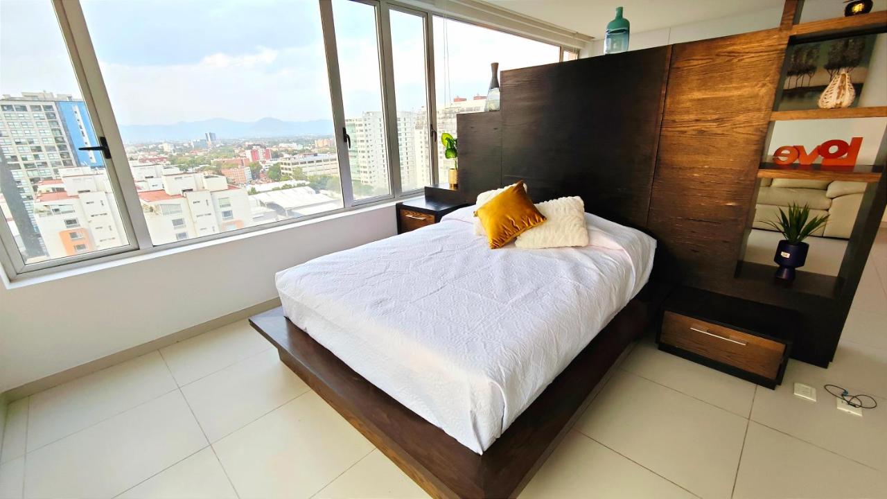 Polanco City View Apartment with Private Park