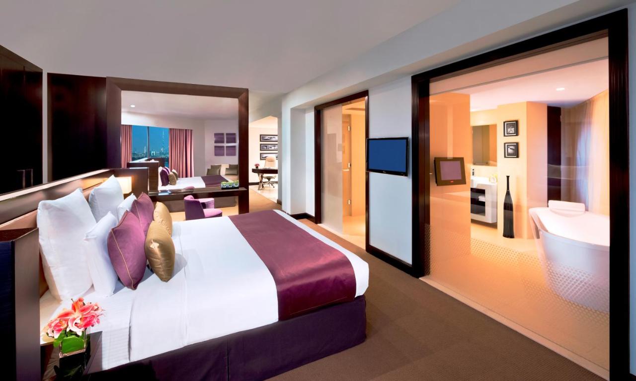 Pullman Dubai Creek City Centre photo