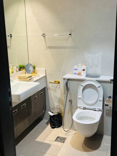 MarinaRise Tower - 3