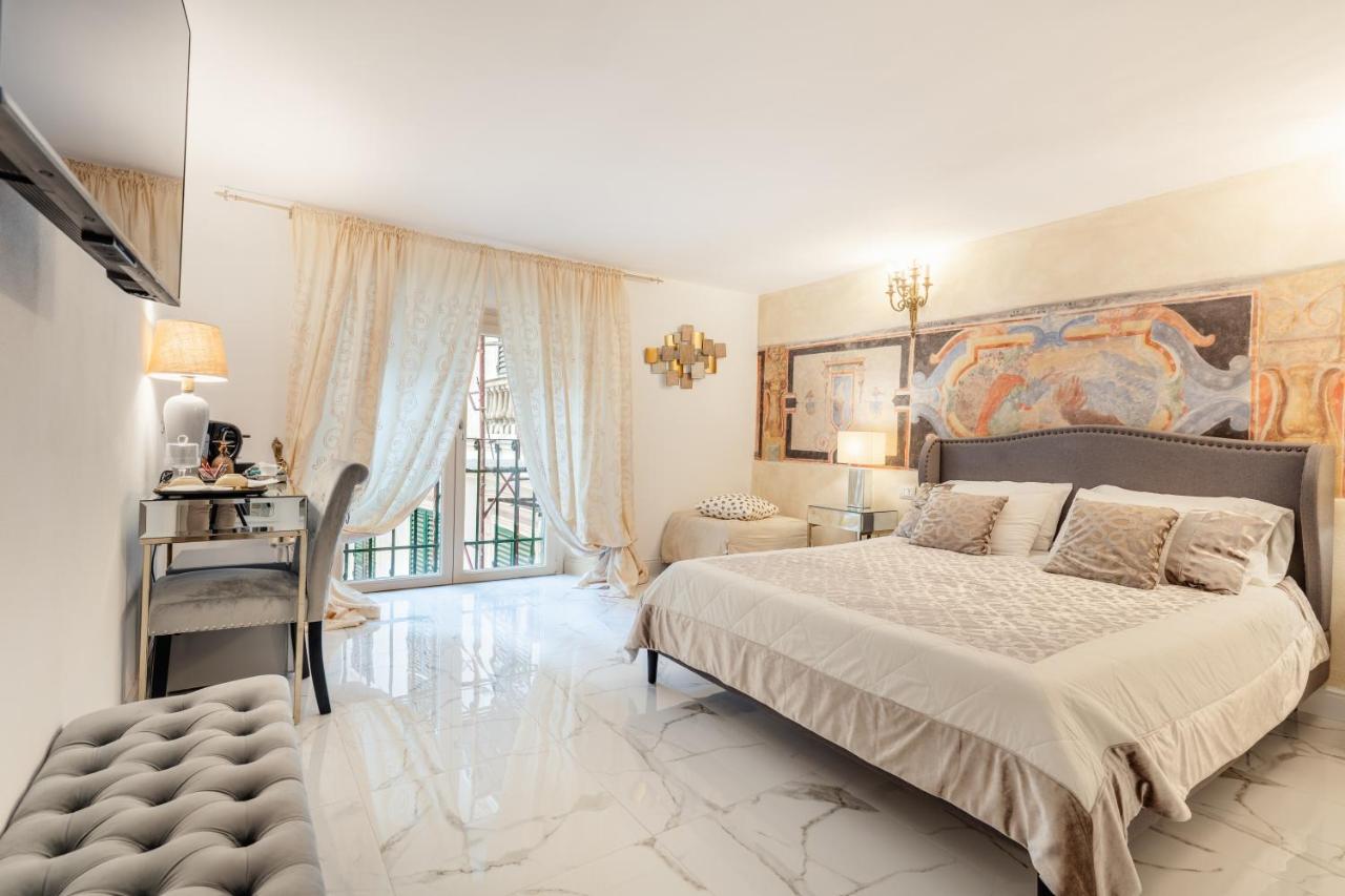 Luxury&Charme historical center - 2