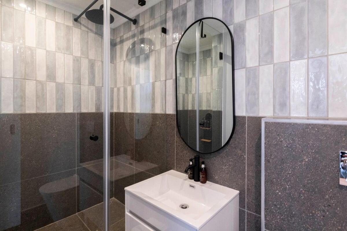 Modern Studio at Venice House - 3