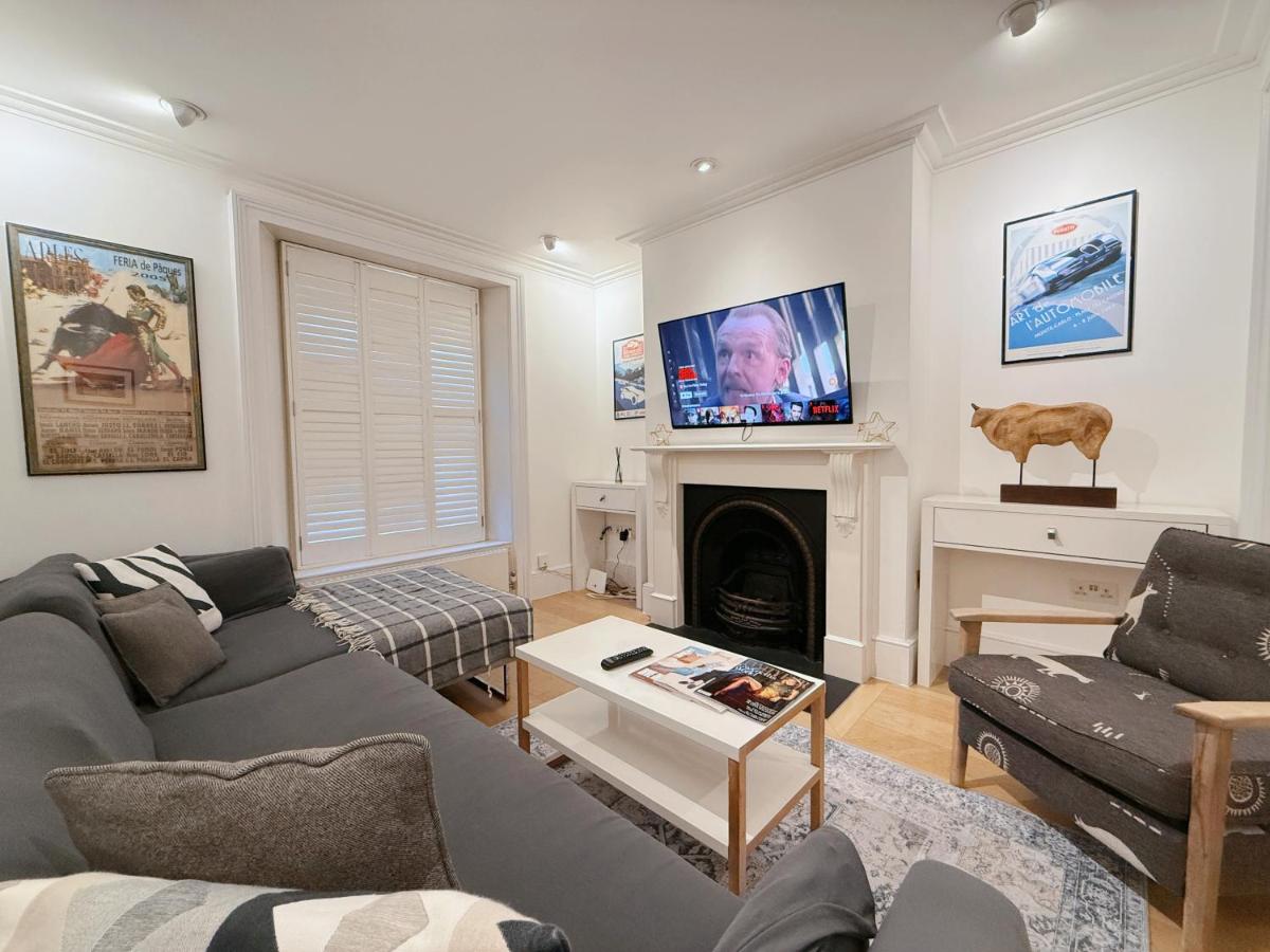 Luxury 3BRs Home, Spacious and Cozy in Victoria