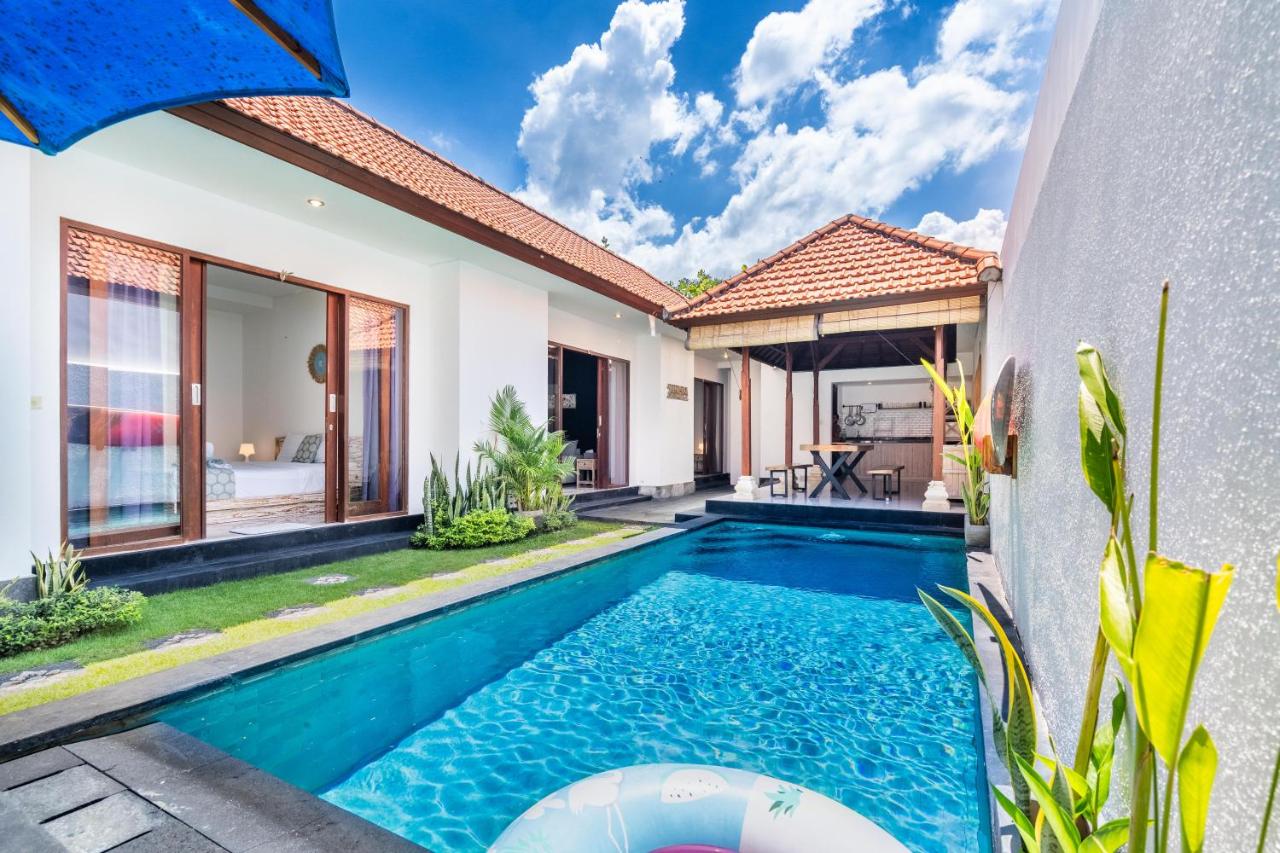 Villa Azure 3 - Tropical 4-Bedroom Pool Villa Near Seminyak - 4