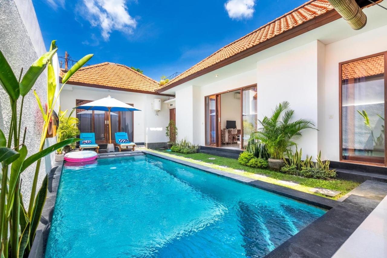 Villa Azure 3 - Tropical 4-Bedroom Pool Villa Near Seminyak