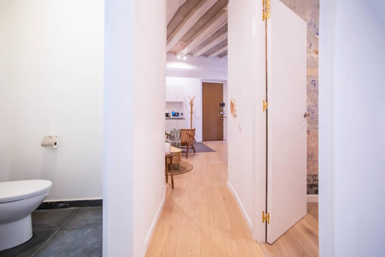 12Ara1093- New & Spacious 3BR Flat - 3