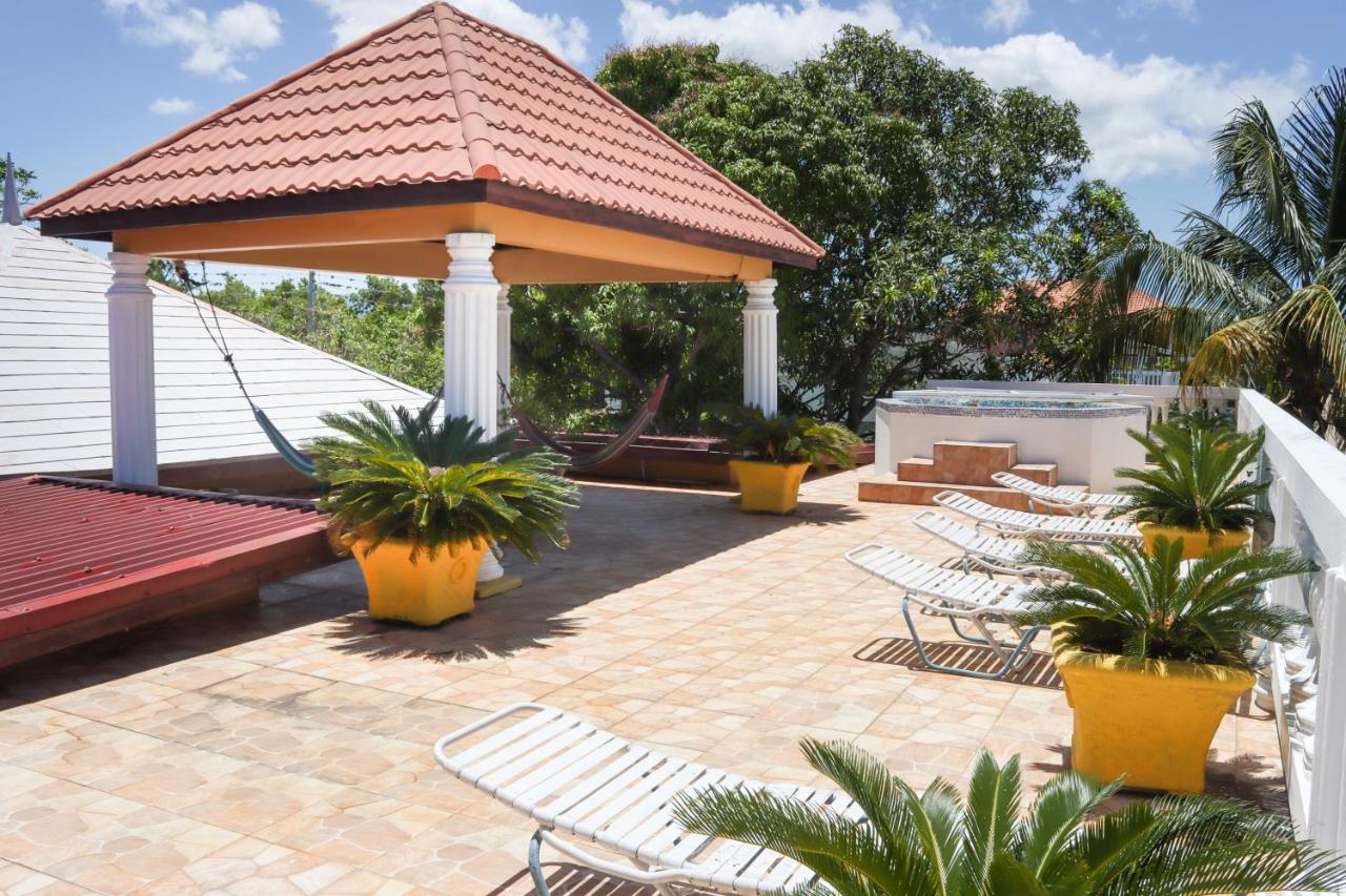 Oceanfront Family Villa - 3